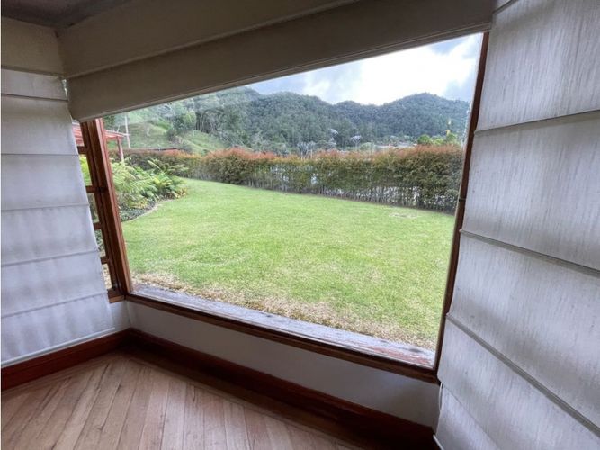 Casa de 4 alcobas en venta en Loma Del Escobero, Envigado, 750 m² · foto 15 de 24