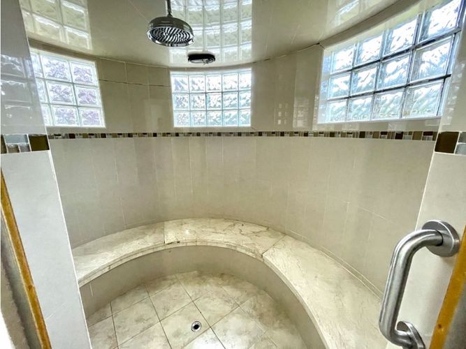 Casa de 4 alcobas en venta en Loma Del Escobero, Envigado, 750 m² · foto 17 de 24