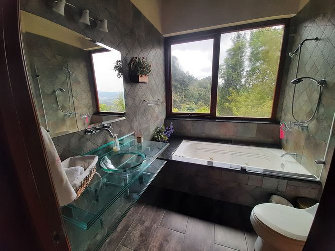 Casa de 4 alcobas en venta en Lagos De Torca, Bogotá, 800 m² · foto 23 de 24