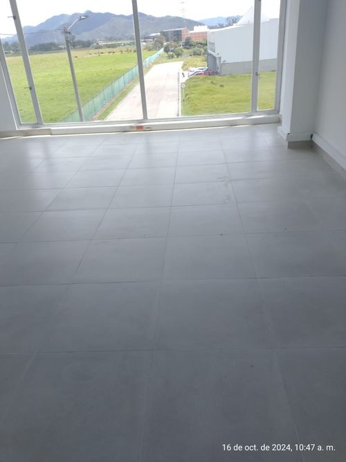 Bodega en arriendo en Siberia, Cota, 1300 m² · foto 4 de 24