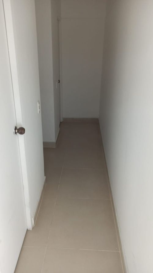 Bodega en arriendo en Siberia, Cota, 1300 m² · foto 5 de 24