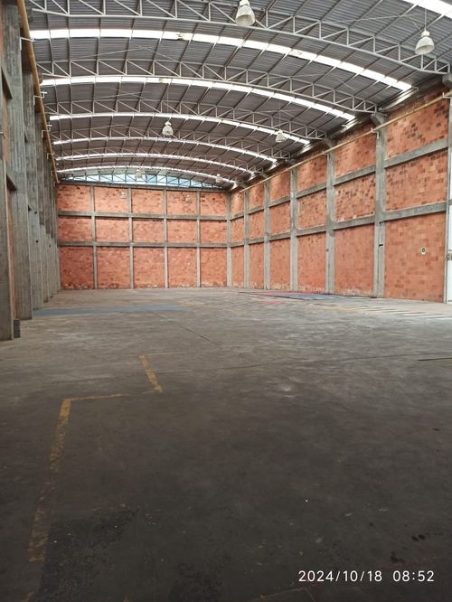 Bodega en arriendo en Siberia, Cota, 1300 m² · foto 20 de 24