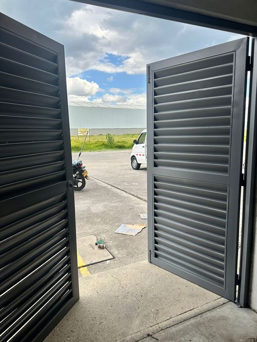 Bodega en arriendo en Siberia, Cota, 1300 m² · foto 2 de 24