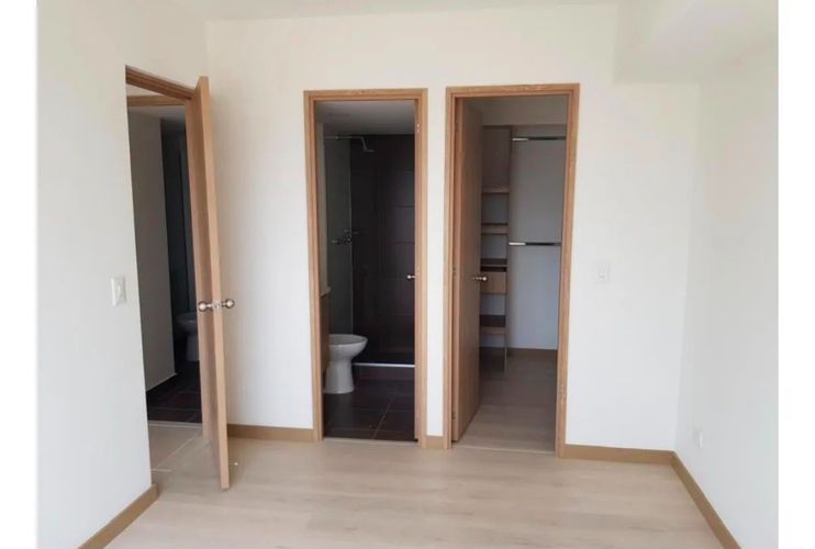 Apartamento de 2 alcobas en venta en Toledo, La Estrella, 68 m² · foto 8 de 24