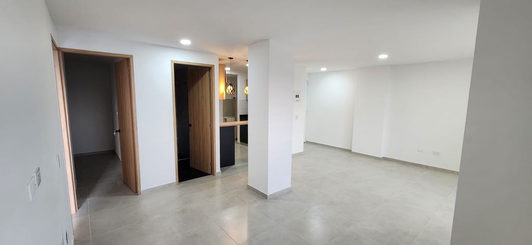 Apartamento de 2 alcobas en venta en Uribe, Yumbo, 78 m² · foto 10 de 16