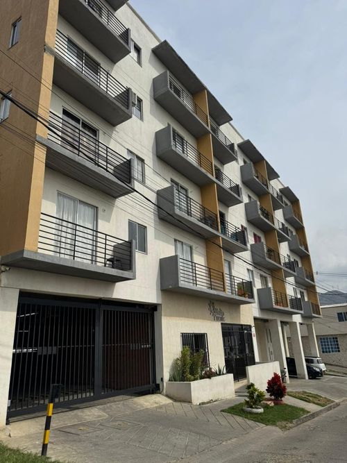 Apartamento de 2 alcobas en venta en Uribe, Yumbo, 78 m² · foto 11 de 16
