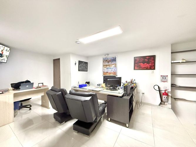 Local en arriendo en Sector Plaza De Bolivar, Pereira, 600 m² · foto 7 de 15