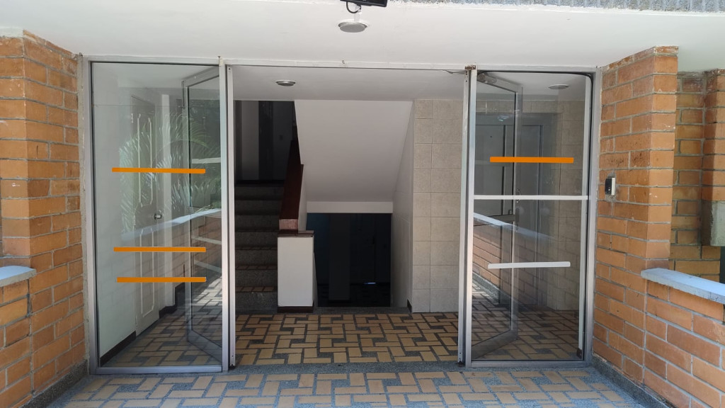 Apartamento en venta en Calasanz, Medellín · foto 3 de 22