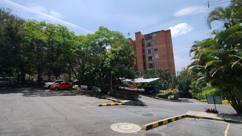 Apartamento en venta en Calasanz, Medellín · foto 18 de 22