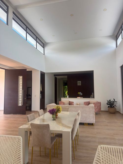 Casa de 5 alcobas en venta en Puente Amarillo, Villavicencio, 1030 m² · foto 3 de 18