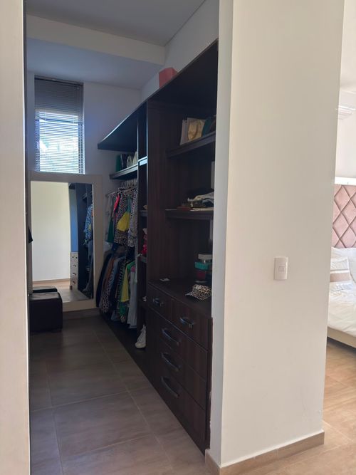 Casa de 5 alcobas en venta en Puente Amarillo, Villavicencio, 1030 m² · foto 10 de 18