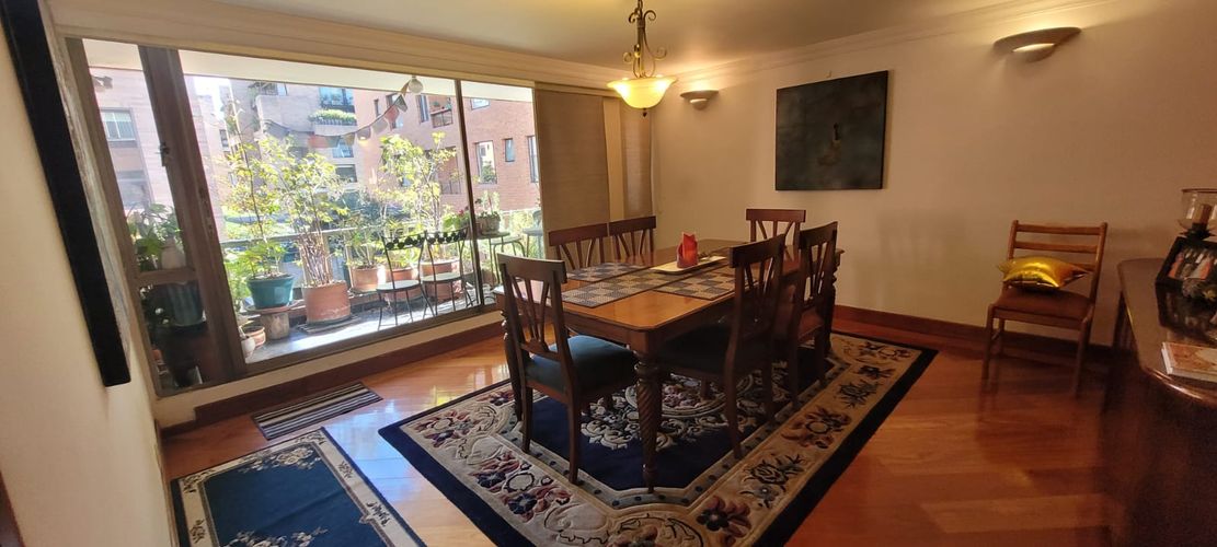 Apartamento de 4 alcobas en venta en Chicó Reservado, Bogotá, 276 m² · foto 3 de 24