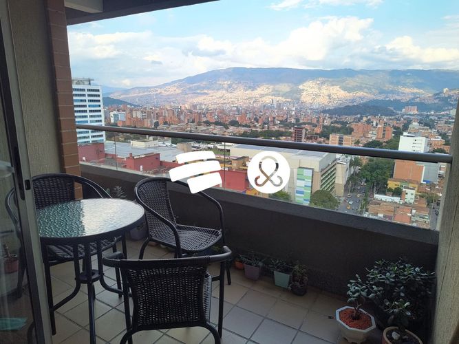 Apartamento de 2 alcobas en venta en Belén, Medellín, 85 m² · foto 11 de 13