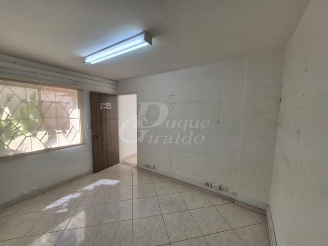 Casa de 5 alcobas en venta en Miravalle, Medellín, 350 m² · foto 7 de 24