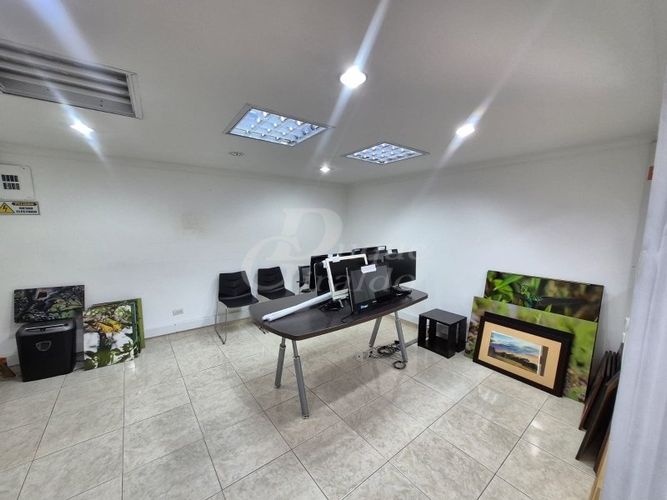 Casa de 5 alcobas en venta en Miravalle, Medellín, 350 m² · foto 8 de 24
