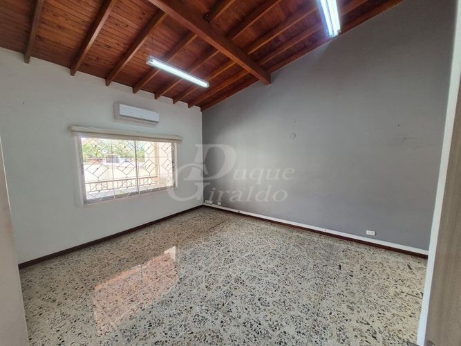 Casa de 5 alcobas en venta en Miravalle, Medellín, 350 m² · foto 14 de 24