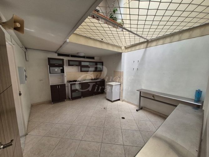 Casa de 5 alcobas en venta en Miravalle, Medellín, 350 m² · foto 20 de 24