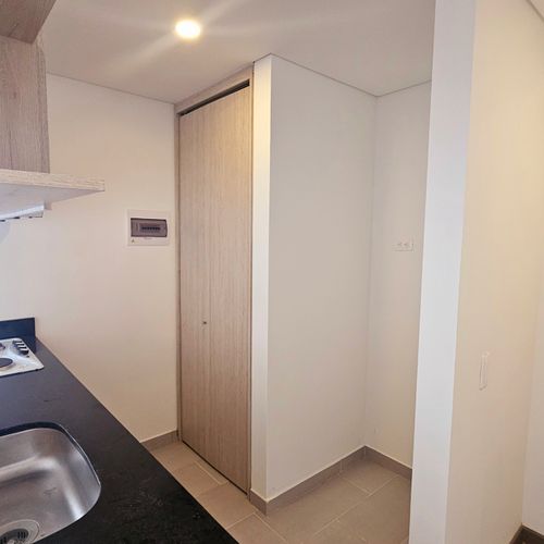 Apartaestudio en venta en Centro Internacional, Bogotá, 33 m² · foto 2 de 20