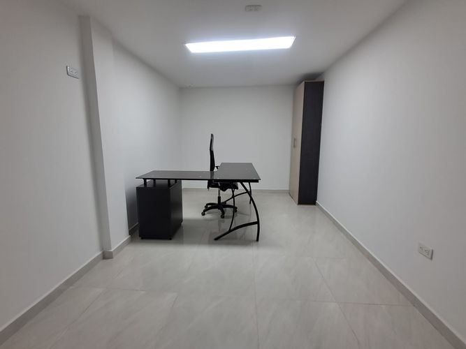 Bodega en arriendo en Sector Plaza De Bolivar, Pereira, 600 m² · foto 8 de 12