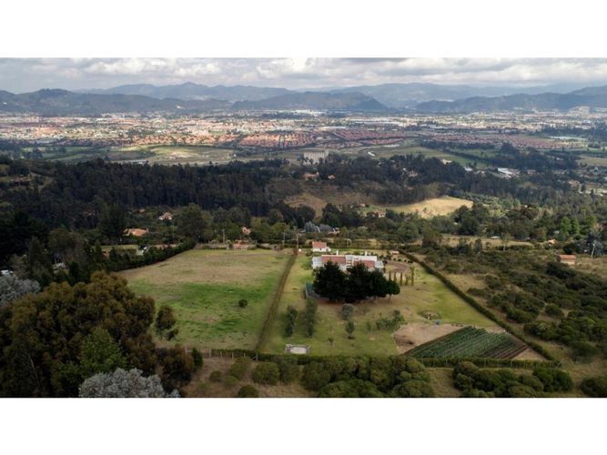 Lote en venta en Altos De Yerbabuena, Chía, 10530 m² · foto 7 de 7