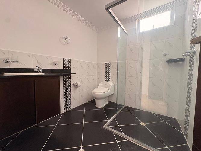 Apartamento de 3 alcobas en venta en Tres Esquinas, Sabaneta, 140 m² · foto 15 de 17