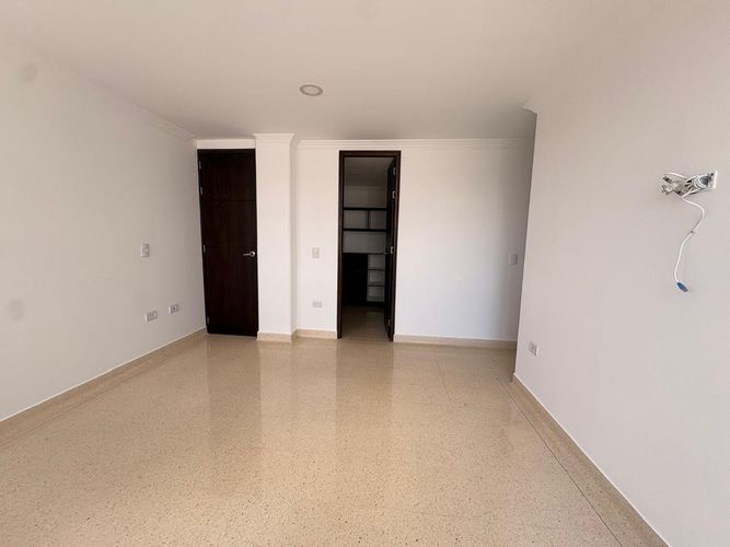 Apartamento de 3 alcobas en venta en Tres Esquinas, Sabaneta, 140 m² · foto 11 de 17
