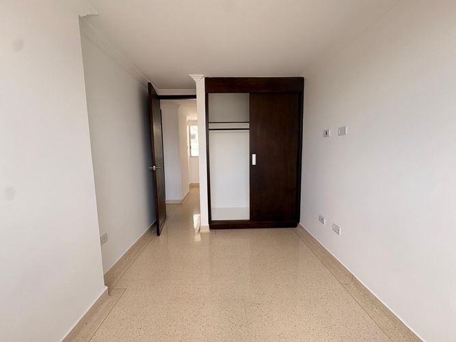 Apartamento de 3 alcobas en venta en Tres Esquinas, Sabaneta, 140 m² · foto 12 de 17