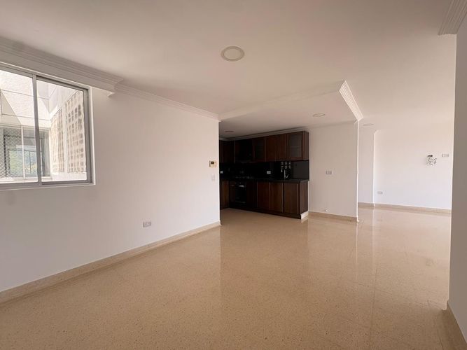 Apartamento de 3 alcobas en venta en Tres Esquinas, Sabaneta, 140 m² · foto 10 de 17