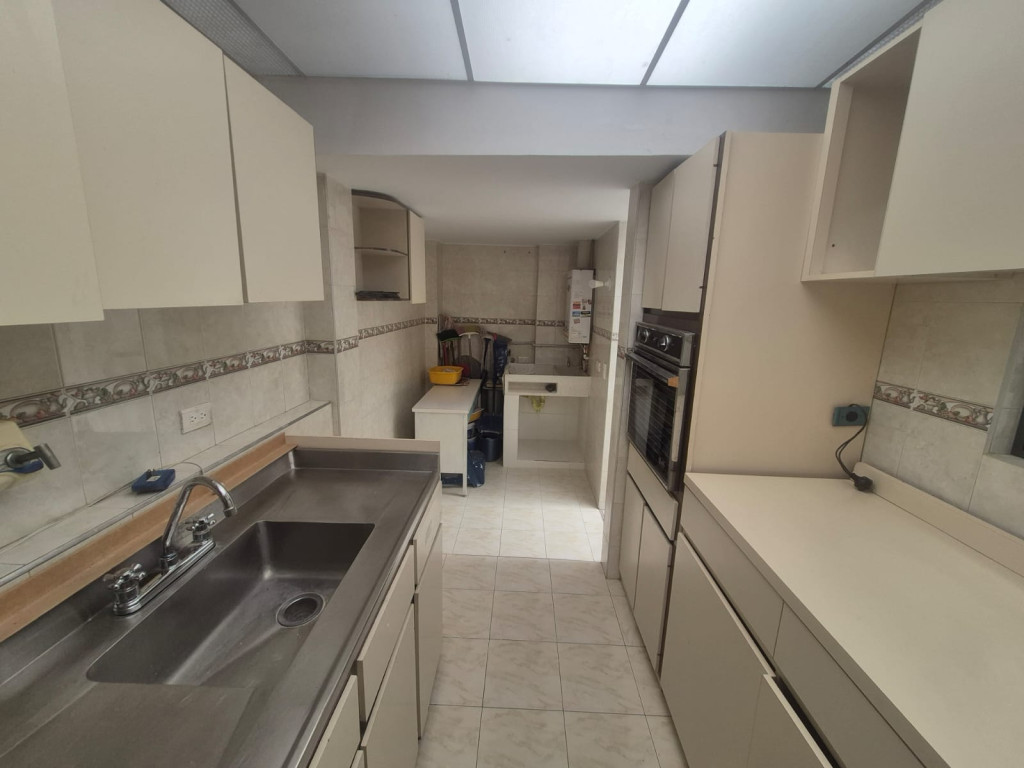 Apartamento en venta en Caobos Salazar, Bogotá · foto 12 de 13