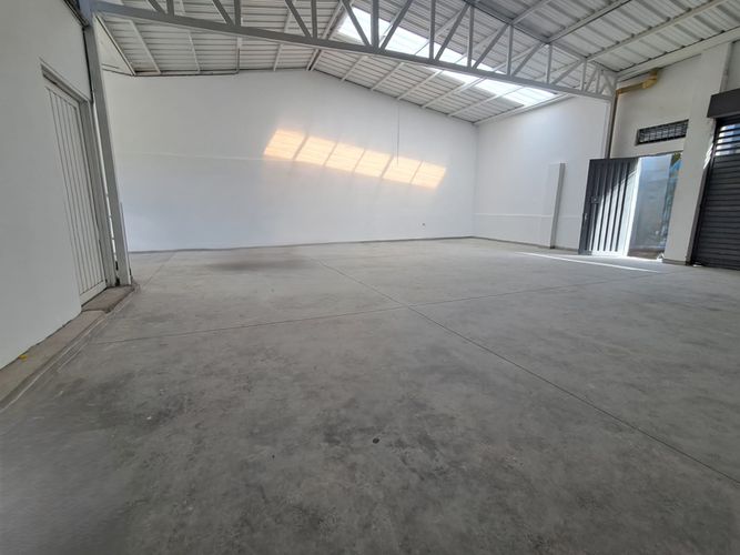 Local en arriendo en Sector Plaza De Bolivar, Pereira, 180 m² · foto 2 de 8
