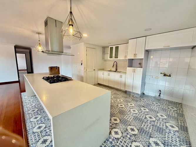 Apartamento de 3 alcobas en venta en Mazuren, Bogotá, 147 m² · foto 10 de 10