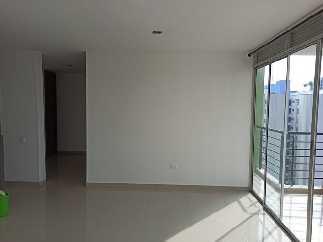 Apartamento de 2 alcobas en venta en Cañaveral, Floridablanca, 78 m² · foto 7 de 17