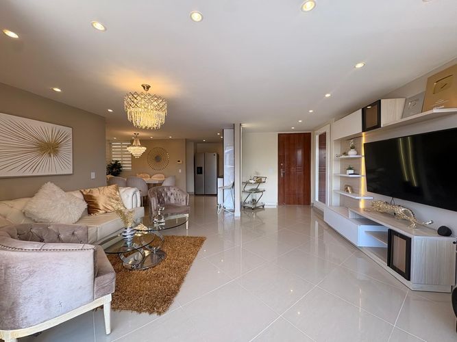 Apartamento de 3 alcobas en venta en Tres Esquinas, Sabaneta, 90 m² · foto 4 de 17