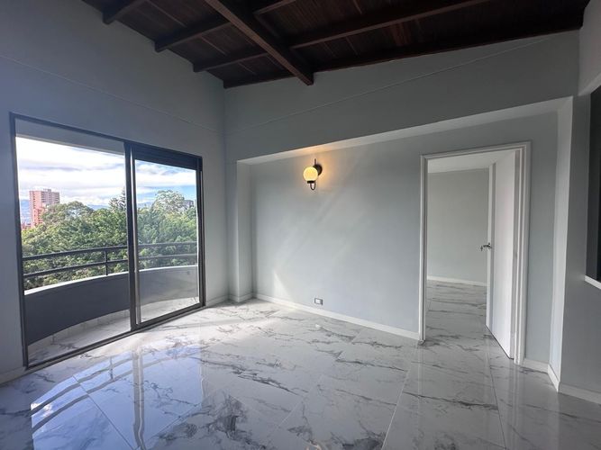Apartamento de 2 alcobas en arriendo en El Poblado, Medellín, 68 m² · foto 4 de 18