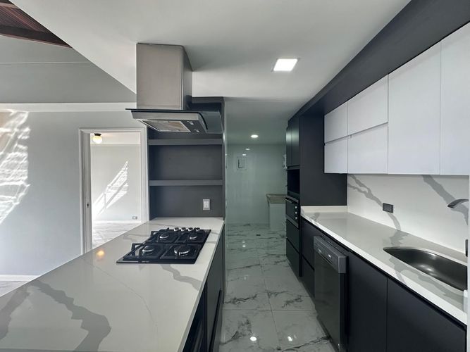 Apartamento de 2 alcobas en arriendo en El Poblado, Medellín, 68 m² · foto 7 de 18