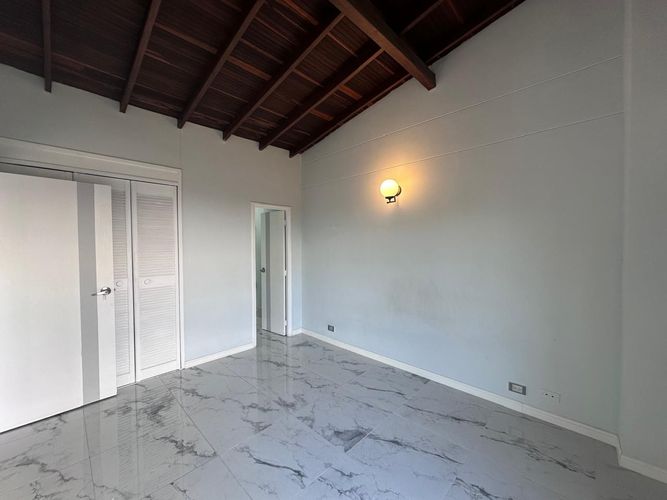 Apartamento de 2 alcobas en arriendo en El Poblado, Medellín, 68 m² · foto 16 de 18
