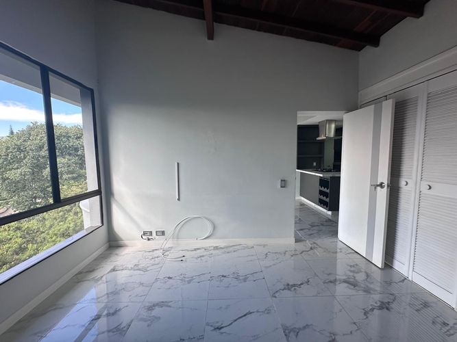 Apartamento de 2 alcobas en arriendo en El Poblado, Medellín, 68 m² · foto 15 de 18