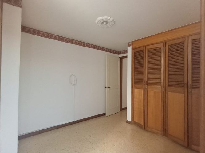 Apartamento de 2 alcobas en venta en Laureles, Medellín, 85 m² · foto 15 de 17