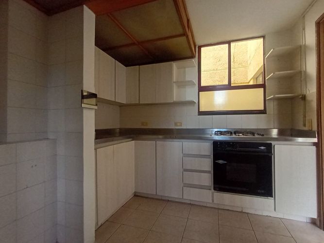 Apartamento de 2 alcobas en venta en Laureles, Medellín, 85 m² · foto 6 de 17