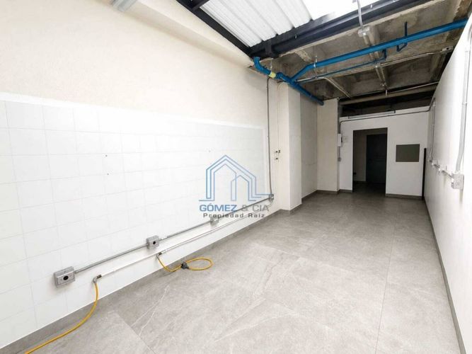 Local en arriendo en Lorena, Medellín, 253 m² · foto 7 de 7
