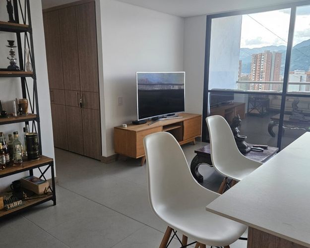 Apartamento de 1 alcoba en venta en Portal De La Sierra, Envigado, 65 m² · foto 5 de 12