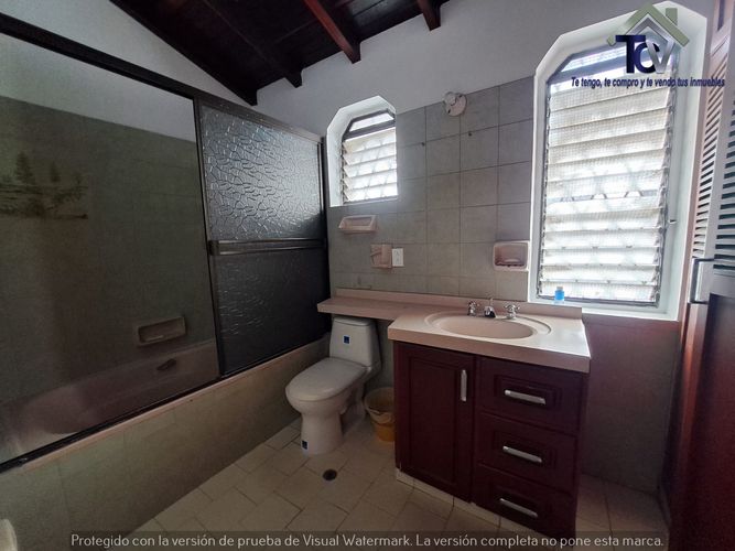 Casa de 6 alcobas en venta en Provenza, Bucaramanga, 400 m² · foto 15 de 16