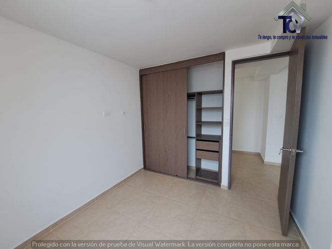 Apartamento de 3 alcobas en venta en Granada, Bucaramanga, 66 m² · foto 8 de 19