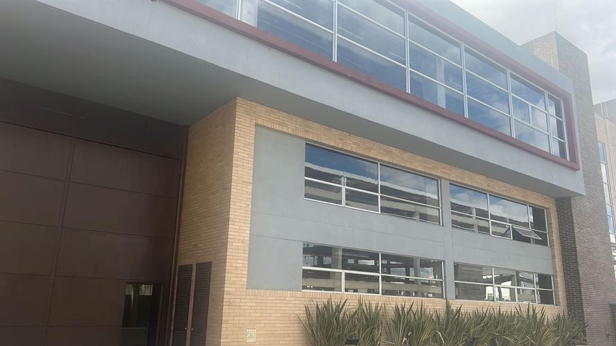 Bodega en arriendo en Sector Centro, Tocancipá, 1141 m² · foto 2 de 5