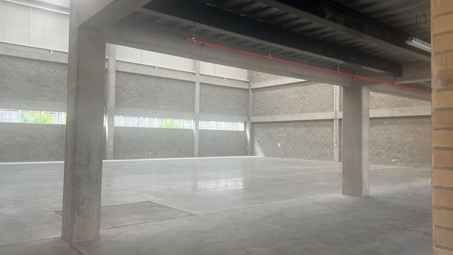 Bodega en arriendo en Sector Centro, Tocancipá, 1141 m² · foto 3 de 5