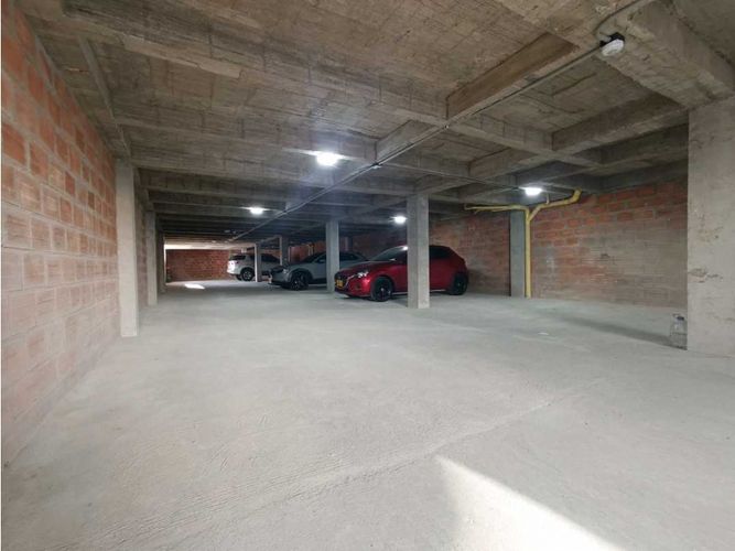Bodega en arriendo en Milan, Manizales, 300 m² · foto 4 de 14