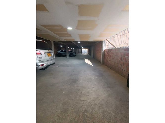 Bodega en arriendo en Milan, Manizales, 300 m² · foto 8 de 14