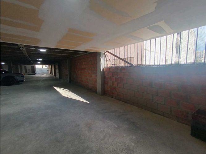 Bodega en arriendo en Milan, Manizales, 300 m² · foto 9 de 14