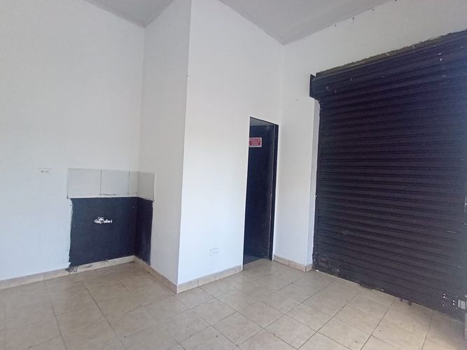 Local en arriendo en Laureles, Medellín, 18 m² · foto 6 de 9