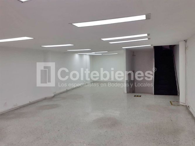 Bodega en arriendo en Las Vegas, Envigado, 268 m² · foto 7 de 13